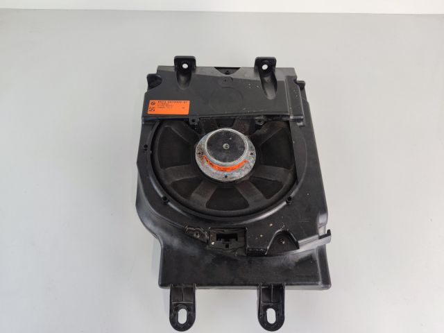 bontott BMW 7 Mélynyomó Hangszóró