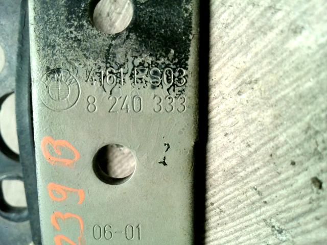 bontott BMW 7 Motorháztető Bal Zsanér