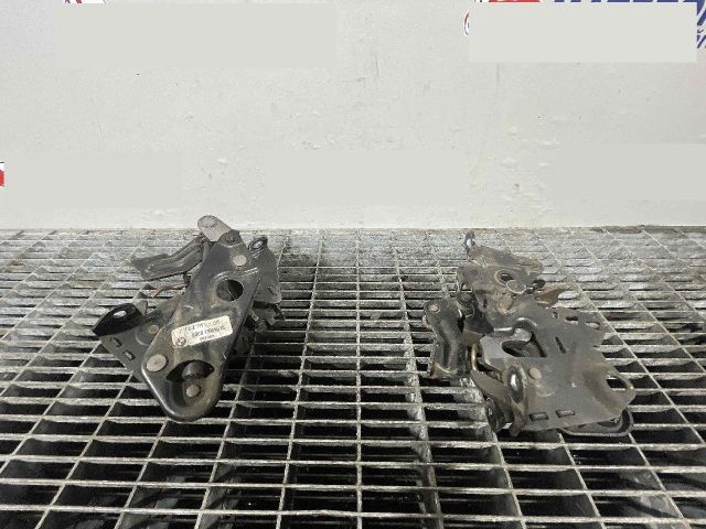 bontott BMW 7 Motorháztető Zárszerkezet