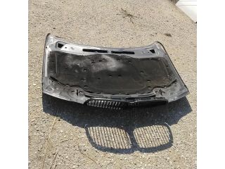 bontott BMW 7 Motorháztető