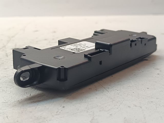 bontott BMW 7 Multikormány Elektronika