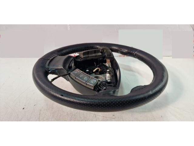 bontott BMW 7 Multikormány