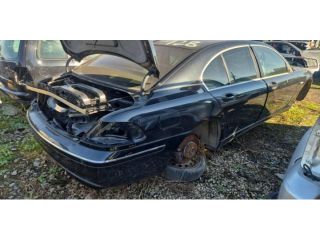 bontott BMW 7 Pótkerék Rögzítő