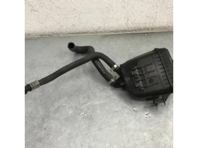 bontott BMW 7 Szervóolaj Tartály