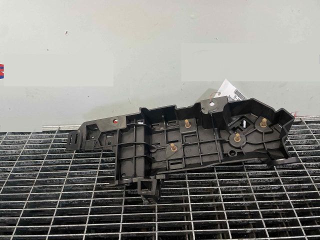 bontott BMW 7 Tartó Bak