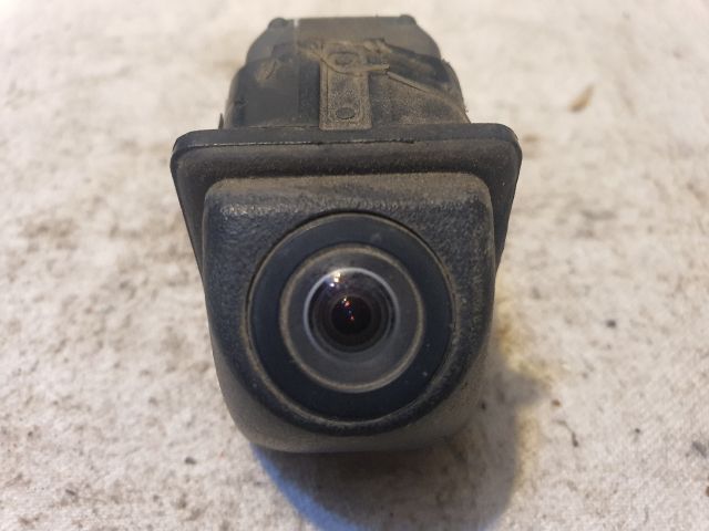 bontott BMW 7 Tolatókamera