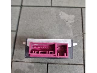 bontott BMW 7 Üzemanyag Befecskendező Vezérlő