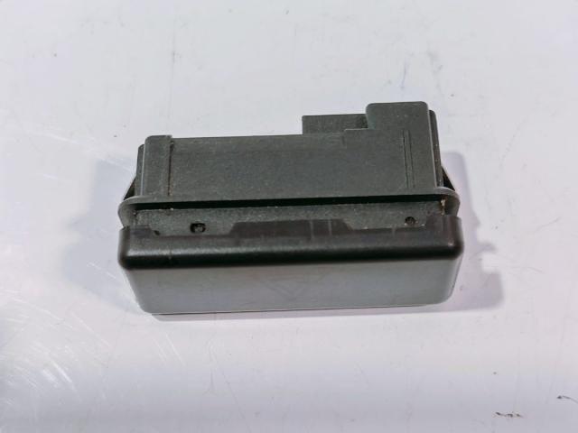 bontott BMW 7 Vészvillogó Kapcsoló