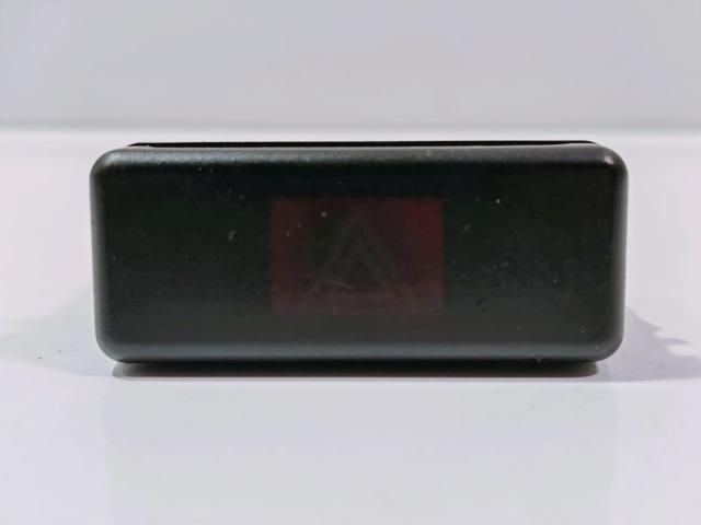 bontott BMW 7 Vészvillogó Kapcsoló