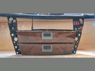 bontott BMW 7 Vezeték Nélküli Telefontöltő