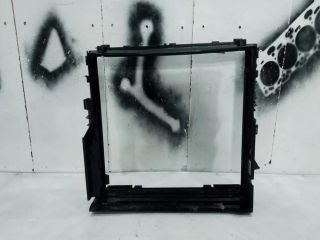 bontott BMW 7 Vízhűtő Radiátor Tartó