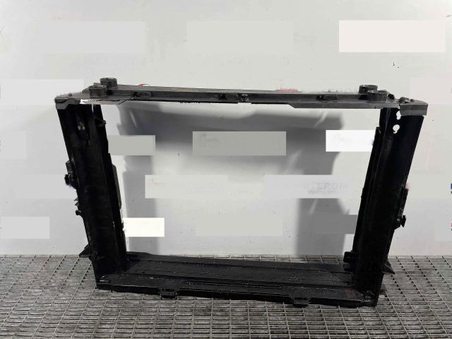 bontott BMW 7 Vízhűtő Radiátor Tartó