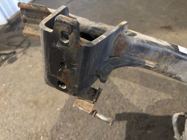 bontott BMW 7 Vonóhorog