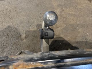 bontott BMW 7 Vonóhorog