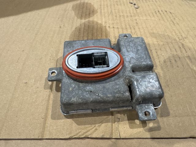 bontott BMW 7 Xenon Trafó