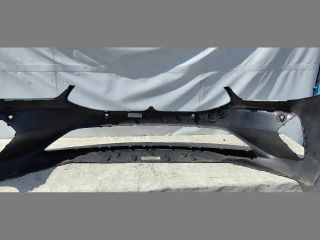 bontott BMW 8 Első Lökhárító (Üresen)