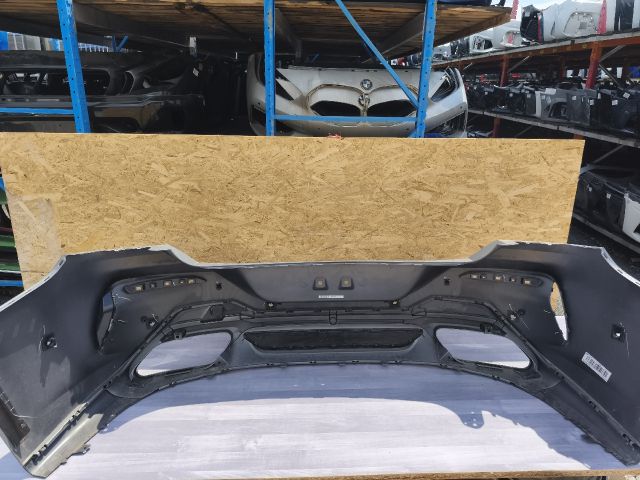 bontott BMW 8 Hátsó Lökhárító (Üresen)