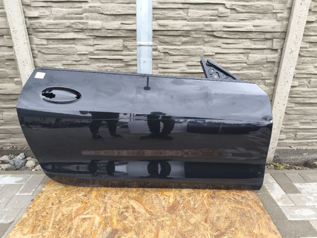 bontott BMW 8 Jobb első Ajtó (Üres lemez)