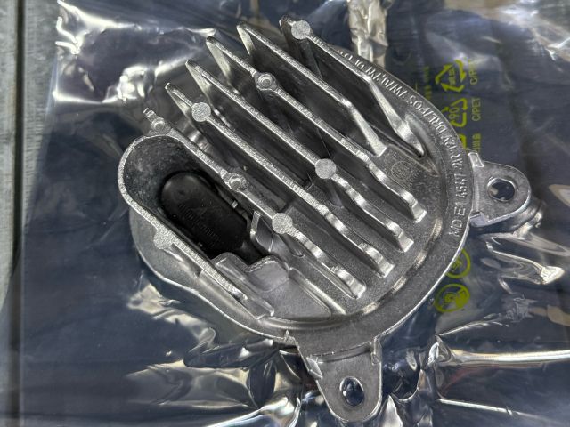 bontott BMW 8 LED Trafó