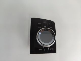 bontott BMW 8 Multimédia Vezérlő