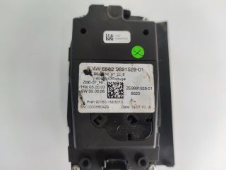 bontott BMW 8 Multimédia Vezérlő