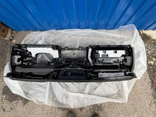 bontott BMW 8 Műszerfal Héj