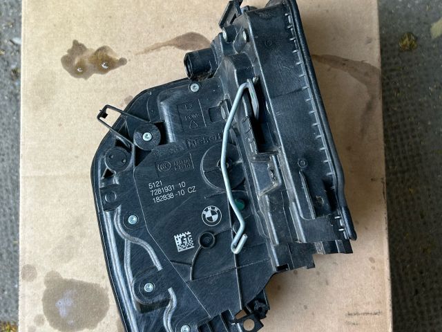 bontott BMW i3 Bal első Ajtózár