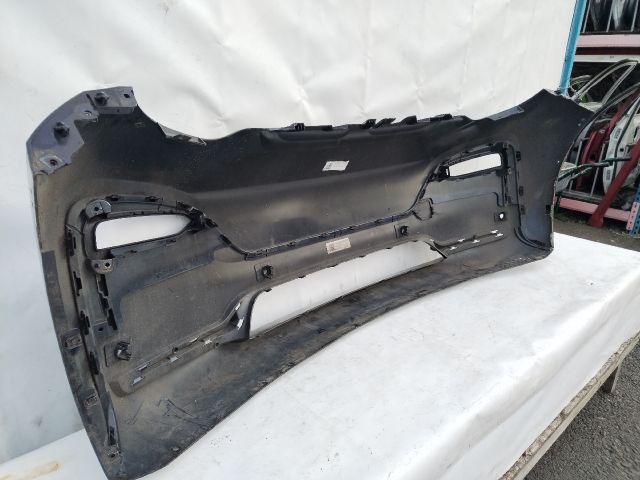 bontott BMW i3 Első Lökhárító (Üresen)