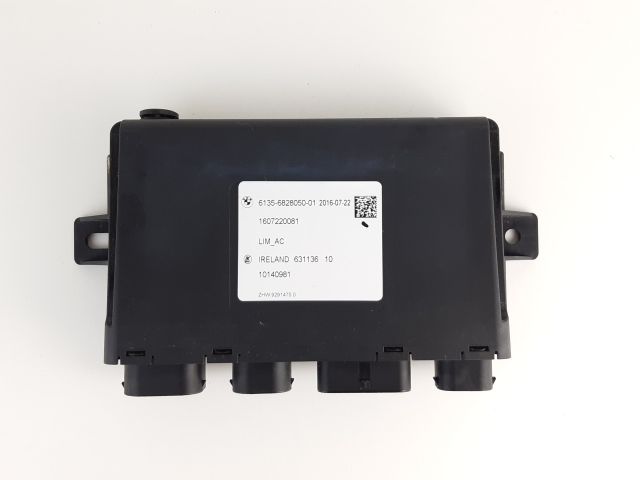 bontott BMW i3 Feszültségszabályzó