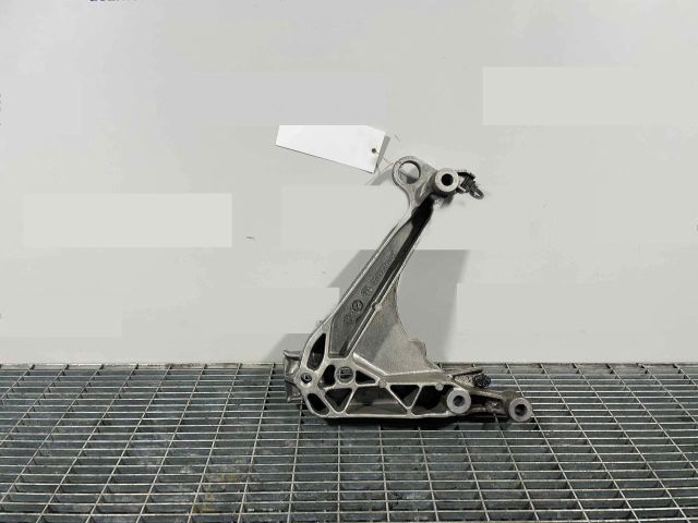 bontott BMW i3 Motor Tartó Bak (Pozíciófüggetlen)