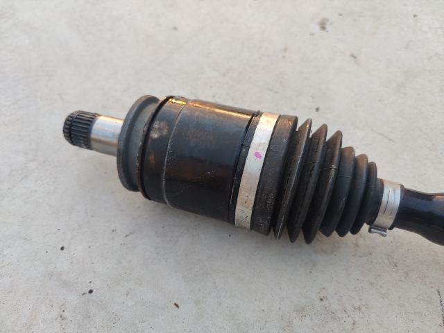 bontott BMW i3 Bal hátsó Féltengely