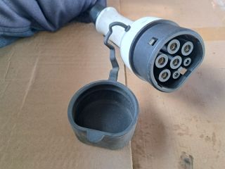 bontott BMW i3 Akkumulátor Töltő