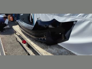 bontott BMW i4 Hátsó Lökhárító (Üresen)