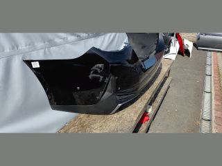 bontott BMW i4 Hátsó Lökhárító (Üresen)