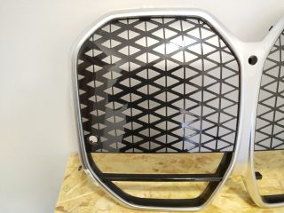 bontott BMW i4 Hűtőrács