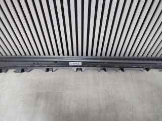 bontott BMW i4 Jobb Küszöb