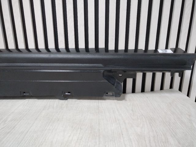 bontott BMW i4 Jobb Küszöb