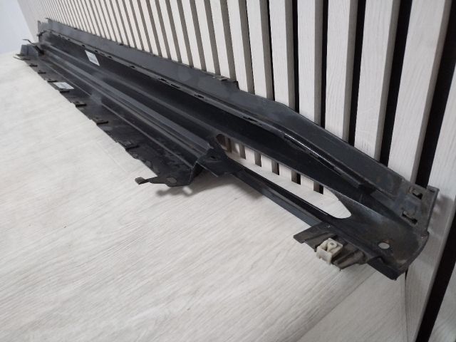 bontott BMW i4 Jobb Küszöb