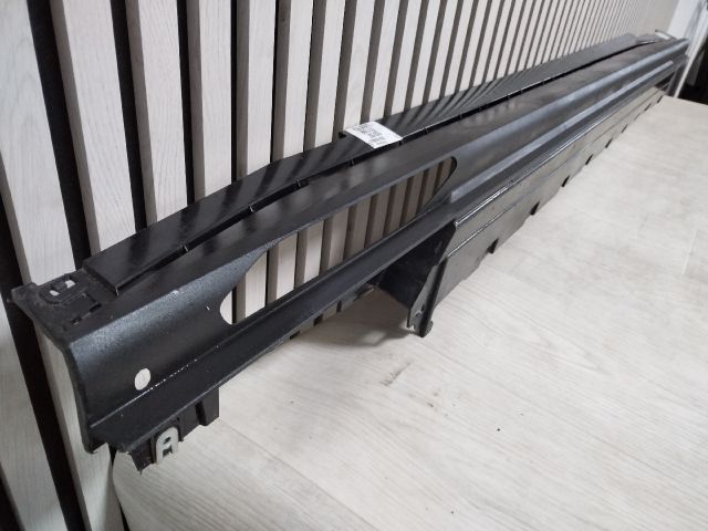 bontott BMW i4 Jobb Küszöb