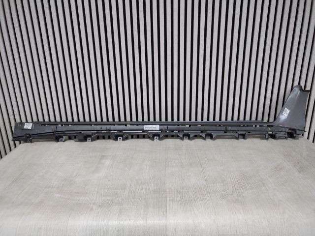 bontott BMW i4 Jobb Küszöb