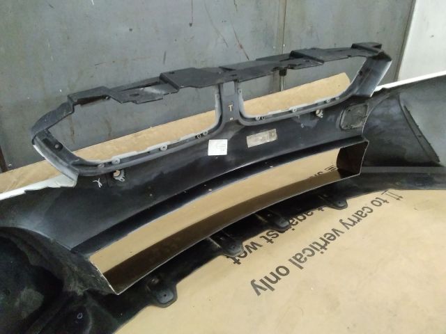 bontott BMW i8 Első Lökhárító (Üresen)