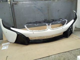 bontott BMW i8 Első Lökhárító (Üresen)