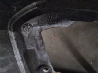 bontott BMW i8 Első Lökhárító (Üresen)