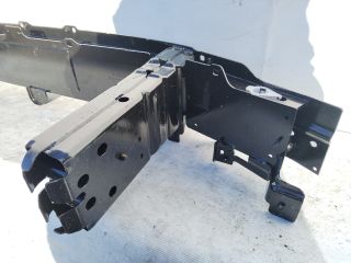 bontott BMW iX Első Lökhárító Merevítő (Fém)