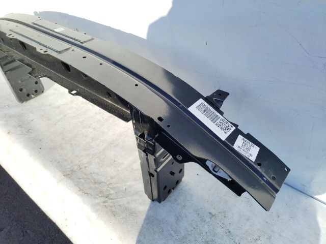 bontott BMW iX Első Lökhárító Merevítő (Fém)