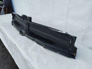 bontott BMW iX Hűtő Légterelő