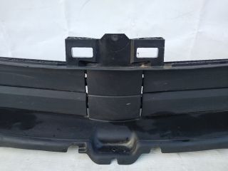 bontott BMW iX Hűtő Légterelő