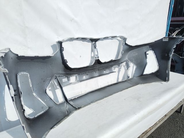 bontott BMW IX3 Első Lökhárító (Üresen)