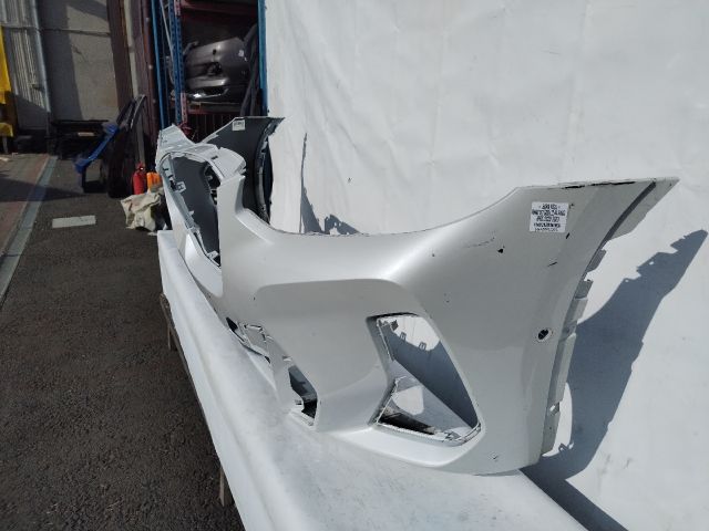 bontott BMW IX3 Első Lökhárító (Üresen)