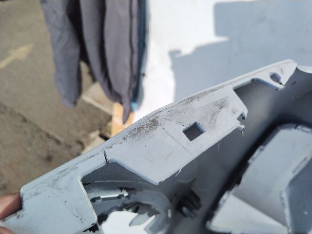 bontott BMW IX3 Első Lökhárító (Üresen)